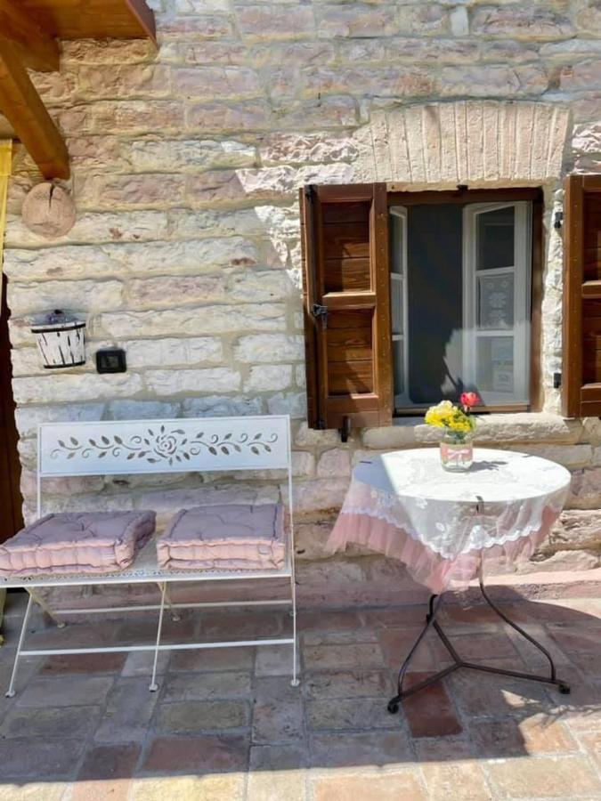 B&B Il Poggetto Serra Sant'Abbondio Экстерьер фото