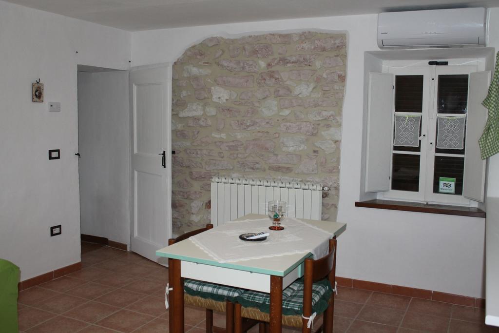 B&B Il Poggetto Serra Sant'Abbondio Номер фото